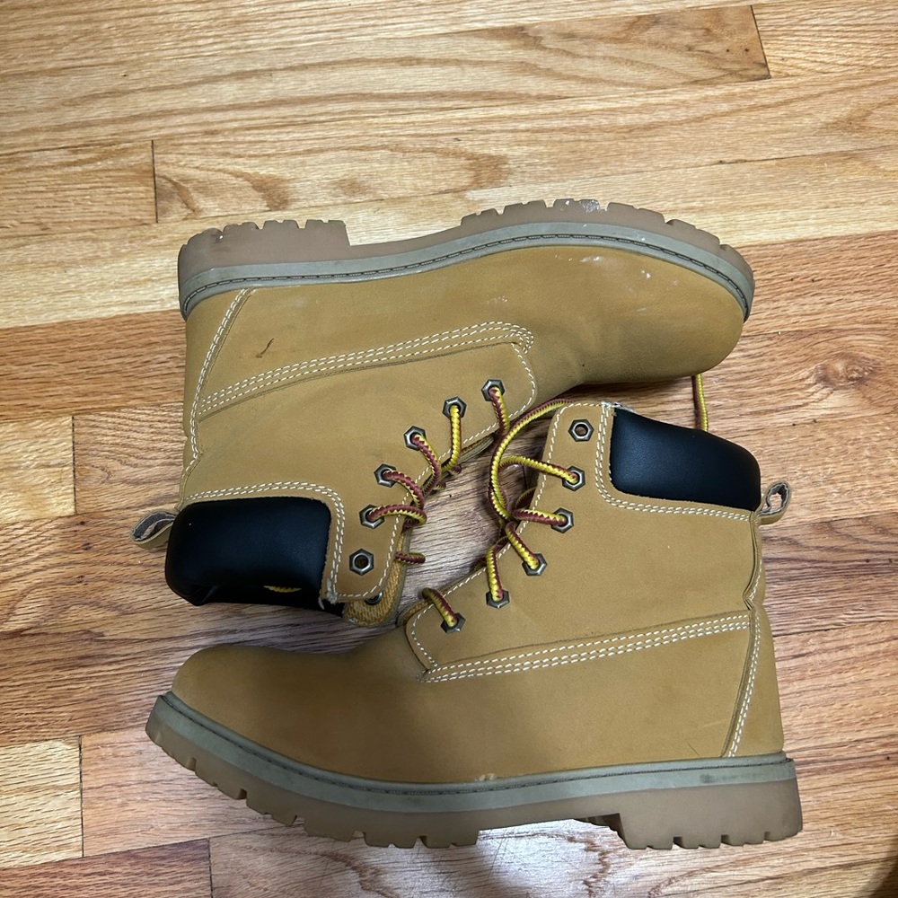 Old work boots barely used